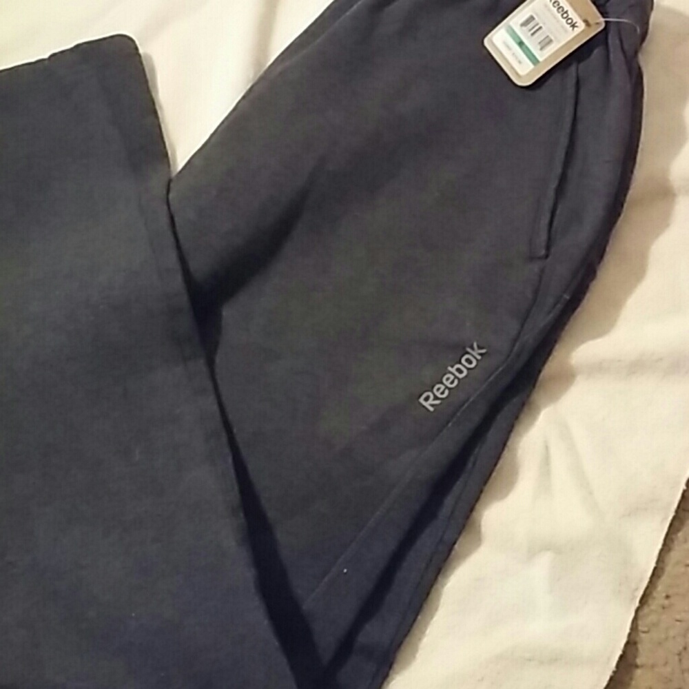 REEBOK SLIM SWEATPANTS XL AND MED BRAND NEW - Picture 3 of 5